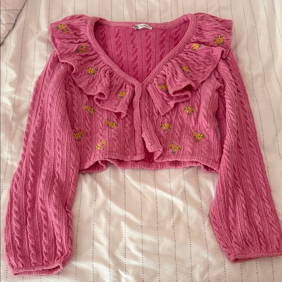 Zara Pink Ruffled Knit Cardigan - Picture 2 of 2